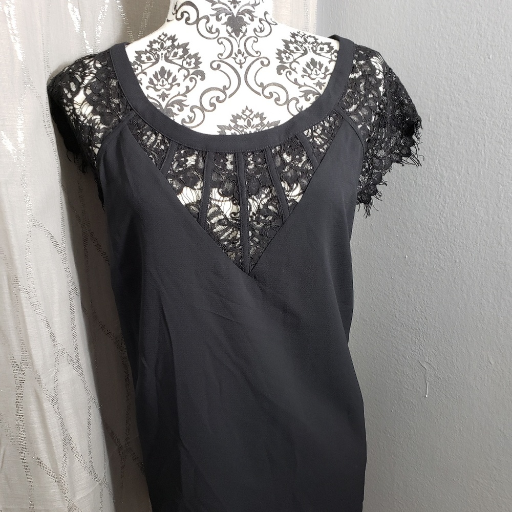 Truly Poppy Jarred Lace Detail Cap Sleeve